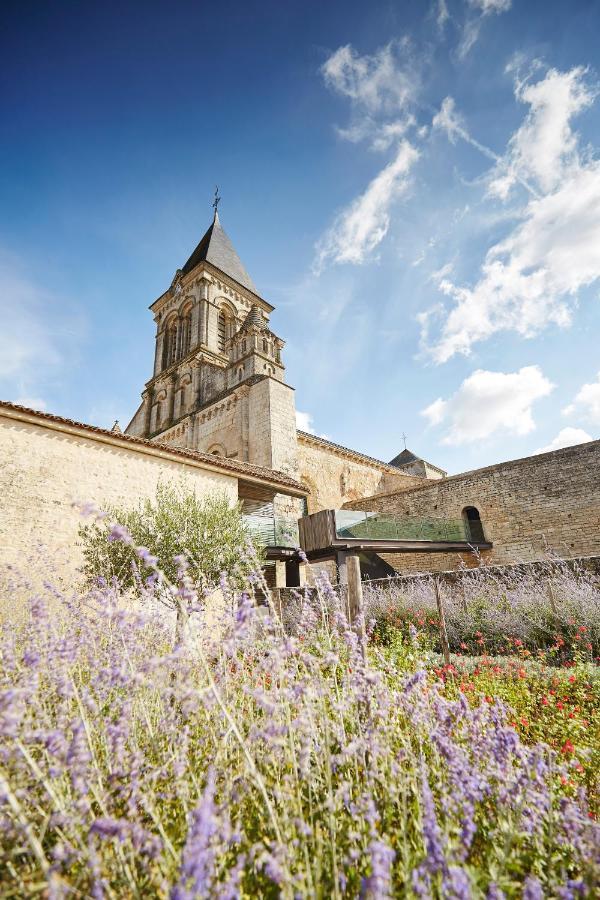Chambres D'Hotes Le Tilleul Saint-Hilaire-des-Loges Exterior foto